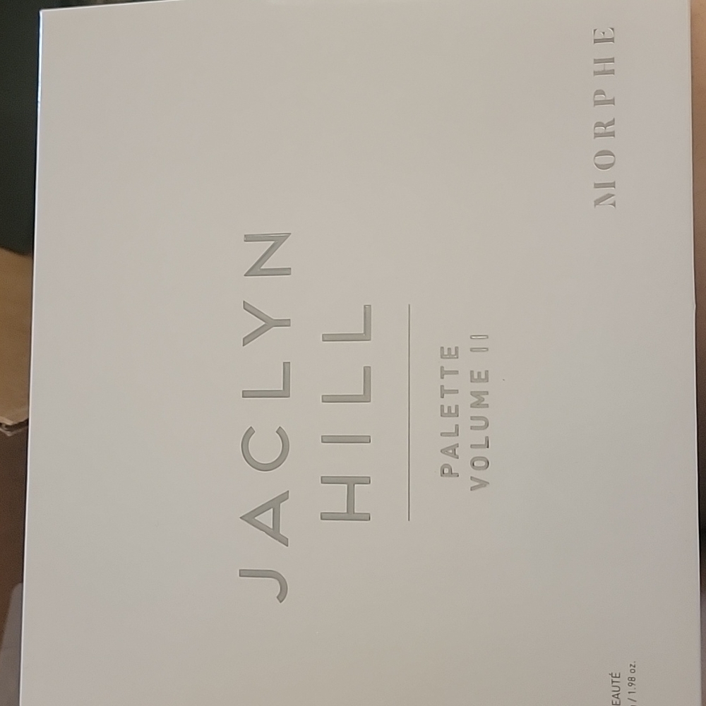 NEW JACLYN HILL Morphe pallet